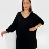 Odziez maloma Tuniki Asymetryczne | Mega Oversize Tunika Bluzka Damska Plus Size Z Wiskozy W Kolorze M V-Neck Gwen Czarny