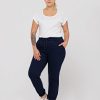 Odziez maloma Spodnie Dresowe | Spodnie Dresowe Damskie W Kolorze Owym Plus Size Basic Yokko Granat