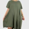 Odziez maloma Sukienki Sportowe & Dresowe | Sukienka Plus Size W Kolorze Z Kieszeniami Asymetryczny Przod Ariadna Khaki