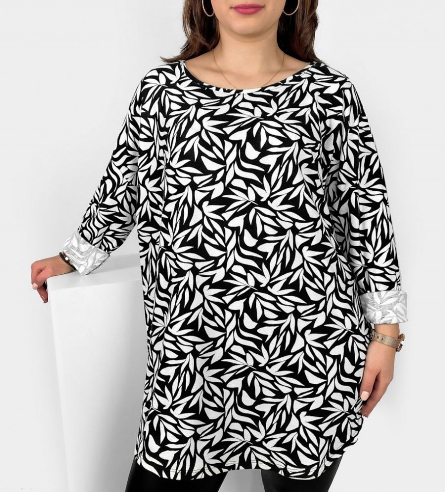 Odziez maloma Tuniki Asymetryczne | Milutka Tunika Plus Size Lekko Dluzszy Tyl Okragly Dekolt Oversize Wzor Bialo Czarne Listki Ruzan Czarny/Bialy